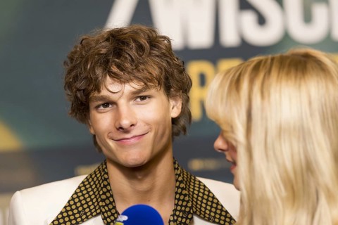 Mason Thames on the red carpet for the special screening of All das Ungesagte zwischen uns -