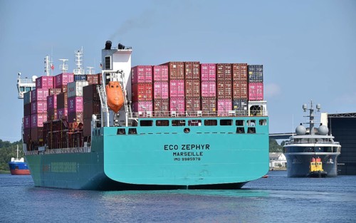 Superyacht COSMOS and container ship ZEPHYR meet in the Kiel Canal, Kiel Canal, Kiel Canal,