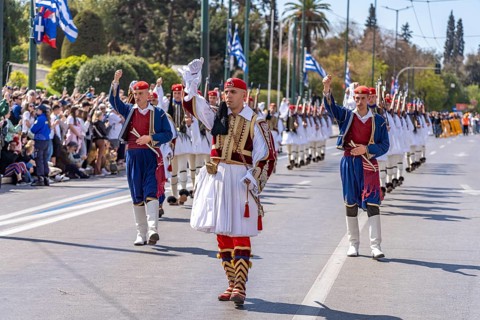 The traditional changing of the guard of the Evzones in front of the Greek Parliament in the Greek