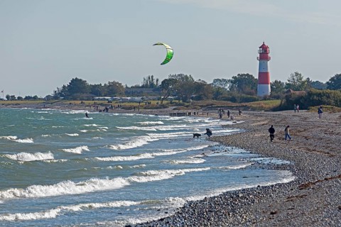 Lighthouse, beach, Baltic Sea, people, kitesurfer, Falshöft, Pommerby, Schleswig-Holstein, Germany