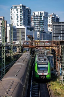 Wehrhahn station, railway line in Düsseldorf, along Toulouser Allee, residential area, office