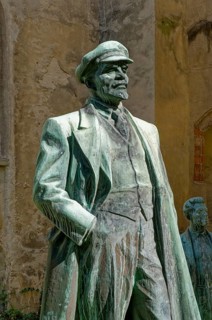 Lenin statue, statue of the founder of the Soviet Union Lenin on the grounds of the former