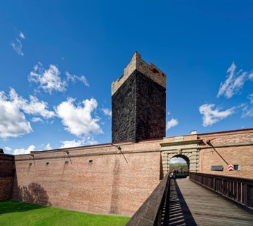 Keep, Black Tower and Imperial Palace of the Staufers in the Romanesque style, castle complex and