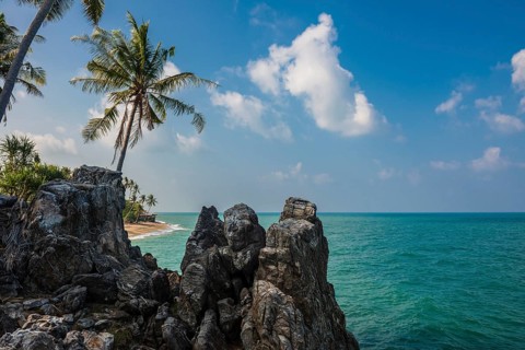 Rocks and coconut palms, Coconut Palm Beach, Sala Dan, Ko Lanta, Koh Lanta, Krabi Province,