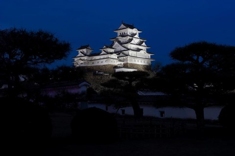 Himeji Castle in blue hour, dusk, illuminated, Himeji, Hyogo Prefecture, Japan