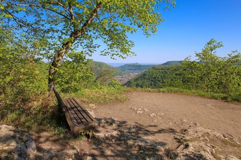 Ruin Alter Lichtenstein near Lichtenstein Castle, wooden bench, viewpoint, view into the Echatztal