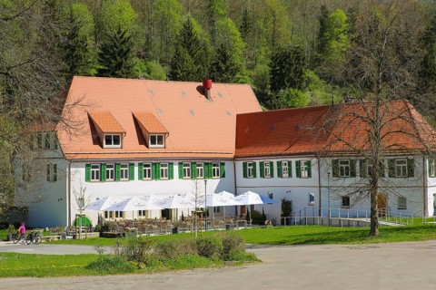 Gestütsgasthof near the stud farm and the Lauterquelle, terrace, sunshades, catering, restaurant,
