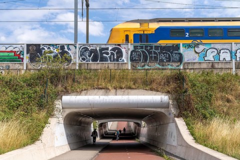 Cycle path in the north of Nijmegen, subway of the railway line, wide cycle path, Netherlands
