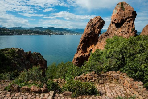 Picturesque coast and red rocks, Pointe de l'Aiguille, Théoule-sur-Mer, Massif de l'Esterel,