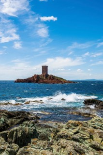 Island with tower and red rocks, Ile d'or, Cap du Dramont, Saint-Raphaël, Massif de l'Esterel,