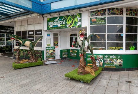 Dinosaur World tourist attraction, Victoria Parade, Torquay, Devon, England, UK