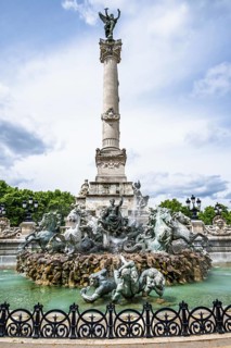 Fontaine du Char du Triomphe de la Concorde, Place des Quinconces, Bordeaux, Gironde,