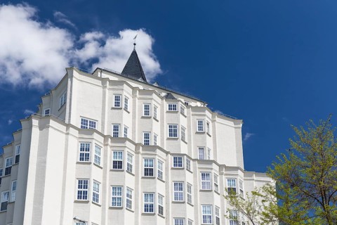 Cammann-Hochhaus, historic administration building of a former upholstery fabric weaving mill with