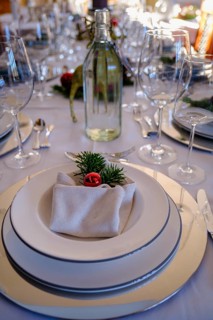 Festive table setting, Christmas table, Christmas decorations, Christmas tree baubles, Christmas,