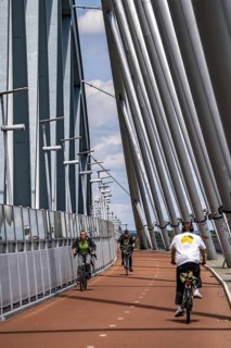 Cycle and pedestrian bridge Snelbinder Brug, over the river Waal near Nijmegen, was added to the