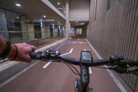 Ride your bike into and out of the bicycle car park at Utrecht Centraal station, Stationsplein,