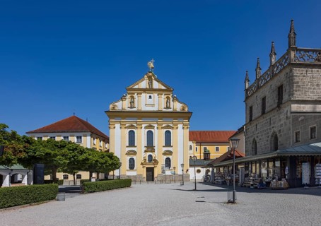 St Magdalene's Church on Kapellplatz, place of pilgrimage, Altötting, Upper Bavaria, Bavaria,