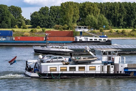 The Rhine near Duisburg, cargo ships, DU-Beeckerwerth North Rhine-Westphalia, Germany