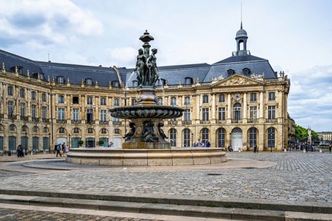 Fontaine des Trois Graces, Place de la Bourse, Bordeaux, Gironde, Nouvelle-Aquitaine, France