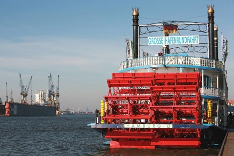 Paddle wheel, paddle steamer, harbour, Hamburg, Germany