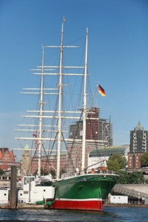 Sailing ship Rickmer Rickmers, harbour, Hamburg, Germany