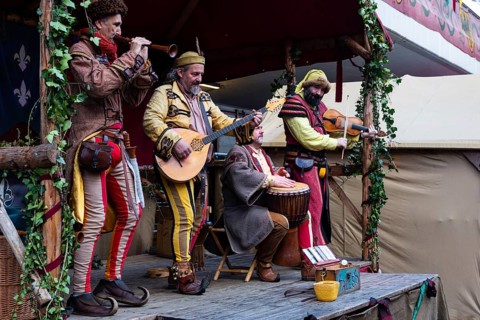 Music group, historical clothing, medieval market, city of Esslingen, district of Esslingen,