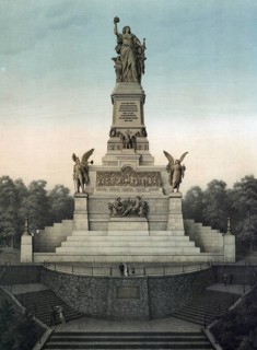 Niederwald monument from 1871, on the edge of the Niederwald Landscape Park above the city of