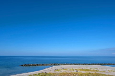 Baltic Sea beach with breakwater, Ahrenshoop, DarÃŸ, Mecklenburg-Western Pomerania, Germany