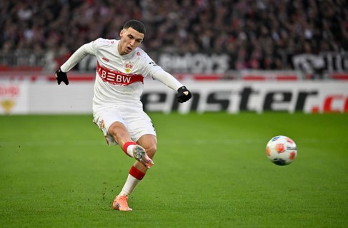 Bilal El Khannouss VfB Stuttgart (11) Action on the ball Goal kick Action Goal chance MHPArena, MHP