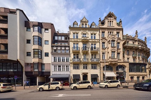 Row of houses, general architecture, modern buildings, historic buildings, residential buildings