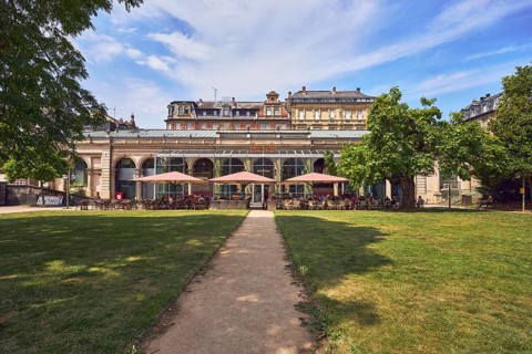 Café, system catering, Cafe Del Sol, historic building, hall, colonnades, parks, trees, lawn,