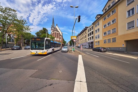 Street, church Alt-Katholische Friedenskirche, lantern, traffic lights, public transport, cars,