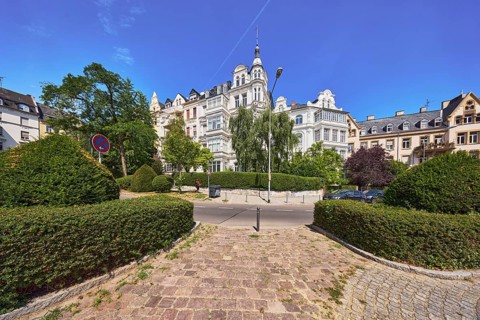 Wilhelminian district Rheingauviertel, historic residential buildings, historicism style, lantern,