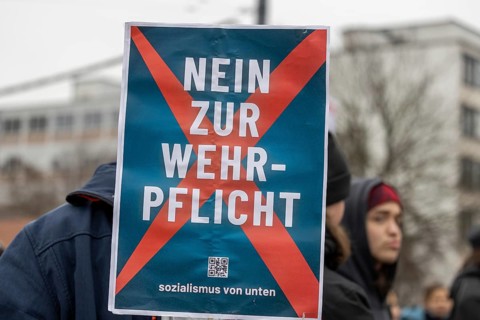 Demonstration against compulsory military service in Ludwigshafen am Rhein***Picture: Sign with the