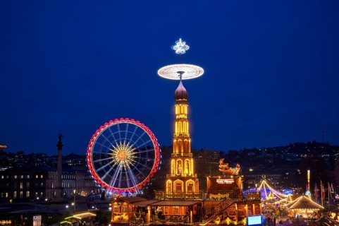 Night view, Christmas market with Christmas pyramid, Ferris wheel, movement effect, New Castle,
