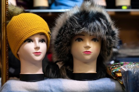 Sales stand for headwear, fur hat, mannequin, head, portrait, Christmas stalls, stalls, Christmas
