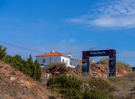 Praia de Norte access to Farol de Nazare lighthouse, Portugal