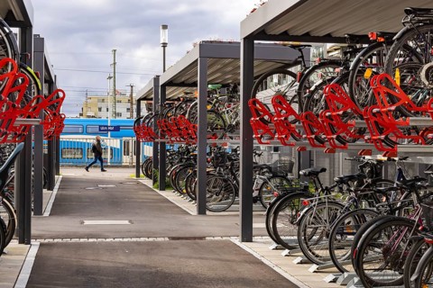 500 new bicycle parking spaces at Ulm Central Station. The bicycle grove offers additional covered,