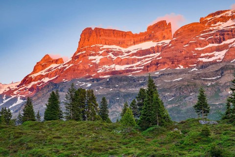 AlpenglÃ¼hen am Chlyn Wendestock, Gross Wendestock and PfaffenhÃ¼t, Canton of Bern, Switzerland