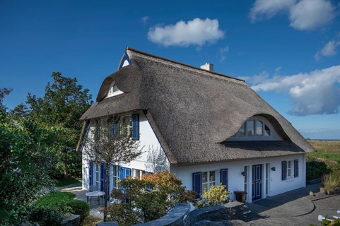 Private thatched house, Ahrenshoop, DarÃŸ, Mecklenburg-Western Pomerania, Germany