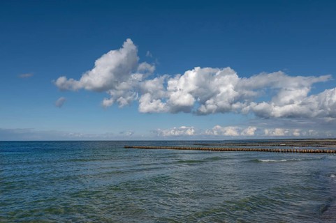 Grooves in the Baltic Sea, Cloudy Sky, Ahrendhoop, DarÃŸ, Mecklenburg-Western Pomerania, Germany