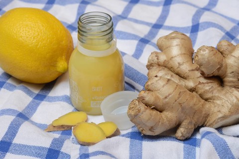 Ginger root, lemon and ginger shot