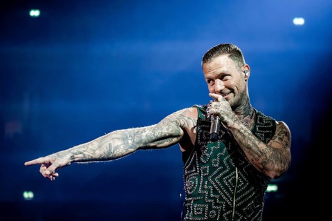 Kontra K live on eyes dreaming hearts see tour in Berlin's Uber Arena on 27.11.2025