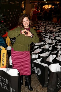 Ronja Forcher, 5th Charity Celebrity Pack 2025 campaign for street sweeps e.V. at Bikini Berlin, 26