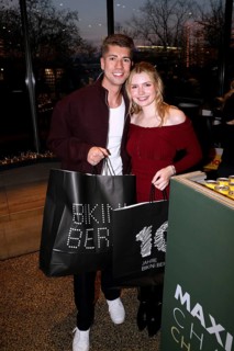 Maximilian Seitz, Eva Bloss, 5th Charity Celebrity Pack 2025 campaign for street sweeps e.V. at