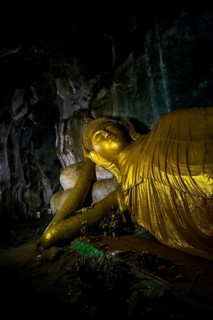 Cave with Buddha Statues, Tham Phra Non, Reclining Buddha Cave, Wat Ao Noi, Prachuap Khiri Khan,
