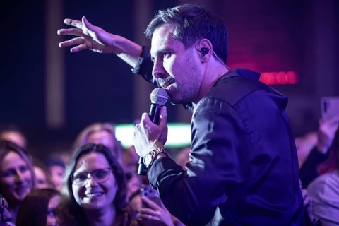 Max Giesinger live on People Tour 2025 in Berlin's Huxley's New World on 26.11.2025