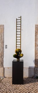 Bronze sculpture by artist R. Timoteo, Cidadele de Cascais artists' farm in the Forte de Nossa