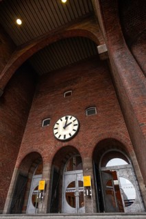 Main entrance to Stuttgart railway station faÃ§ade in 2015