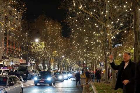 Christmas lights on KurfÃ¼rstendamm on 25.11.2025. The magnificent boulevard is illuminated with